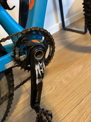 Bicicleta de Montaña Cube Azul