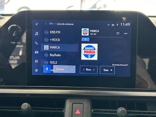 Lexus UX 2.0 250h Business 4WD