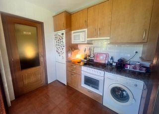 Cocina completa madera y electrodomésticos