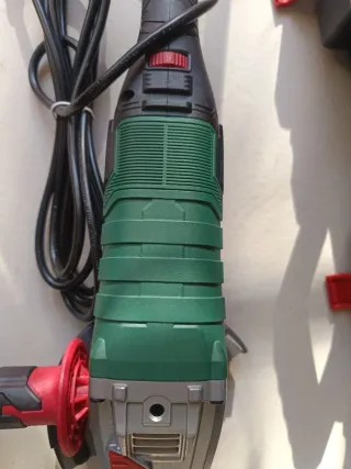 Amoladora  1200w y sierra multifunción 310w