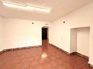 Edificio en venta en Arroyo de la Miel en Benalmádena