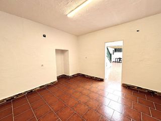 Edificio en venta en Arroyo de la Miel en Benalmádena