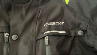 Chaqueta Moto Freeday Negra con Detalles Flúor