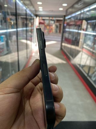 iPhone 16 Pro 256GB Negro Titanio