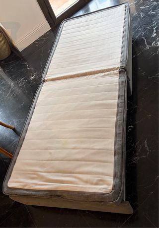 Reposapiés Cama Ikea Gris