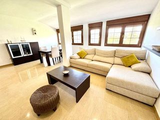 Ático en alquiler en Zona l'Olla en Altea