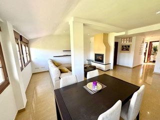 Ático en alquiler en Zona l'Olla en Altea