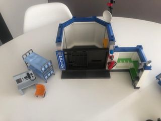 Playmobil City Action Comisaría + furgon