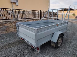 Remolque 750kg con freno y rampas