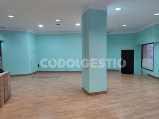 Local comercial en alquiler en Torelló