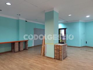 Local comercial en alquiler en Torelló