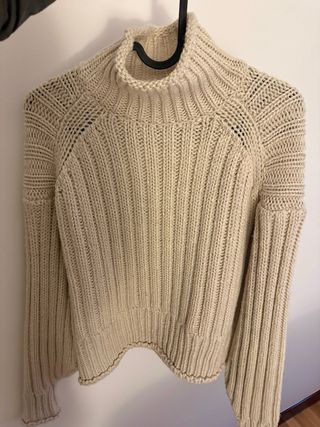 Jersey cuello alto beige talla única