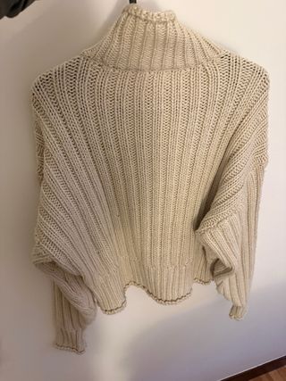 Jersey cuello alto beige talla única