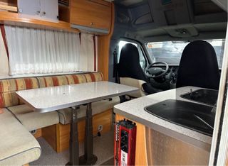 Autocaravana perfilada