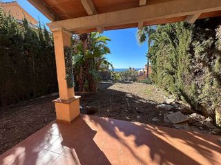 Casa pareada en alquiler en Calahonda en Mijas