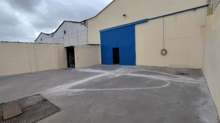 Nave industrial en venta en Cobeña