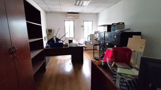 Nave industrial en venta en Cobeña