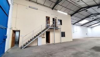 Nave industrial en venta en Cobeña