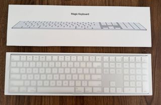 Apple Magic Mouse y Teclado