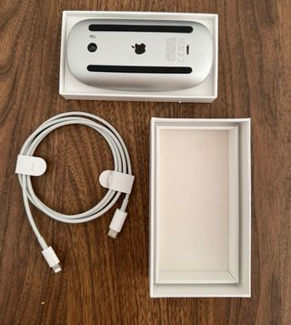 Apple Magic Mouse y Teclado