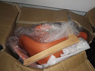 4 Sillas Nuevas Naranja Plástico/Madera