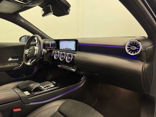 Mercedes-Benz Clase A 200D AMG