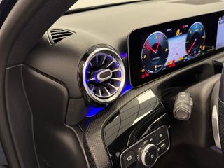 Mercedes-Benz Clase A 200D AMG