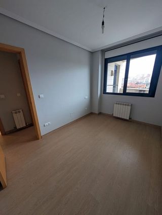 Piso en alquiler en Valdenoja - La Pereda en Santander