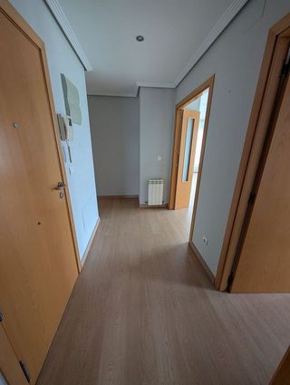 Piso en alquiler en Valdenoja - La Pereda en Santander