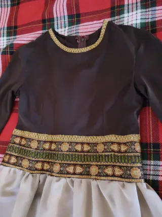 Vestido elegante inspiración Oscar de La Renta