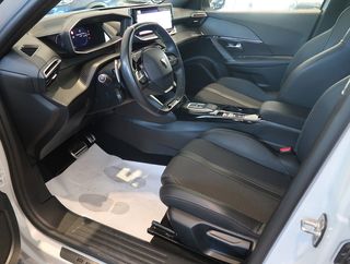 PEUGEOT 2008 GT 1.2 130cv EAT8 - 2023
