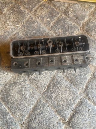 Culata Renault R8 / Delfín