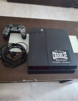 PS4 (PlayStation 4) Negra