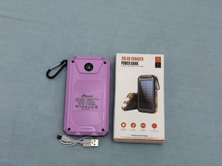 Cargador Solar Power Bank LED Linterna