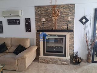 Casa adosada en venta en Montequinto en Dos Hermanas