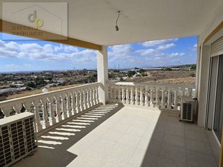 Chalet en venta en Peña de las Águilas en Elche