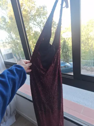 Vestido de fiesta lentejuelas burdeo, nuevo .