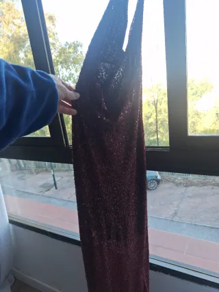 Vestido de fiesta lentejuelas burdeo, nuevo .