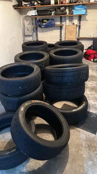 Neumáticos Slicks Hankook 18 T33