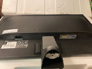 Pantalla Acer 22” casi nueva