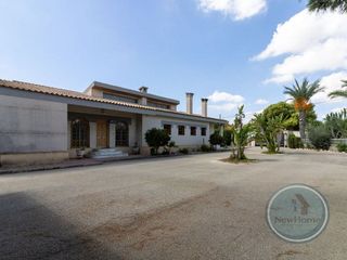 Chalet en venta en La Algoda - Matola - El Pla en Elche