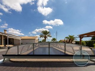 Chalet en venta en La Algoda - Matola - El Pla en Elche