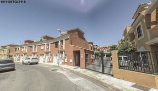 Casa adosada en venta en Arco Norte - Avda. España en Dos Hermanas