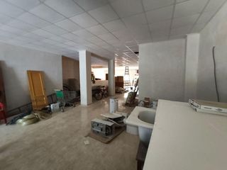 Local comercial en venta en Aspe