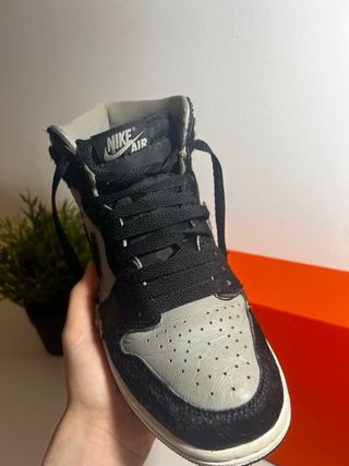 Jordan 1 High Negras y Grises
