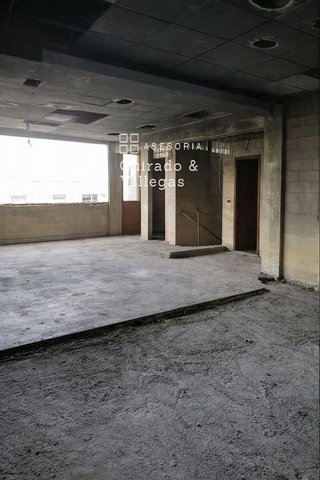 Nave industrial en venta en Montesa en Esplugues de Llobregat