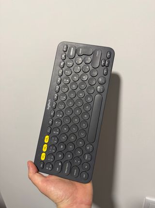 Logitech K380 Multi-Device Tastiera Nera