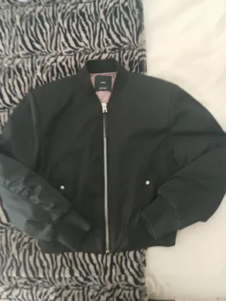 Chaqueta Bomber Mango Negra Talla M Precio negocia