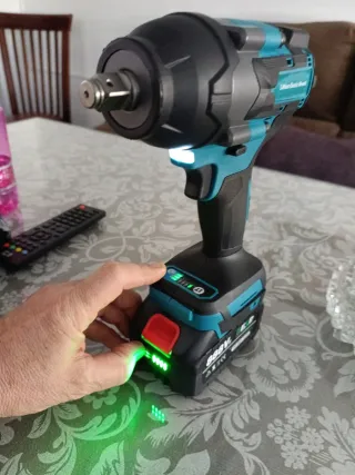 Pistola Impacto 1800 Newton 2 Baterías 3 amperios