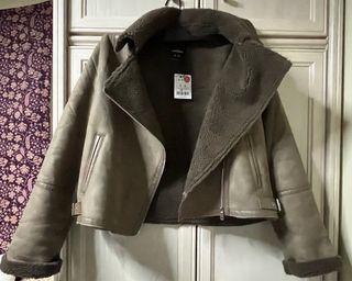 Chaqueta marrón borreguillo nueva